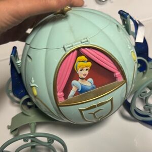 Highly collectible Cinderella's popcorn Magical Carriage Toy